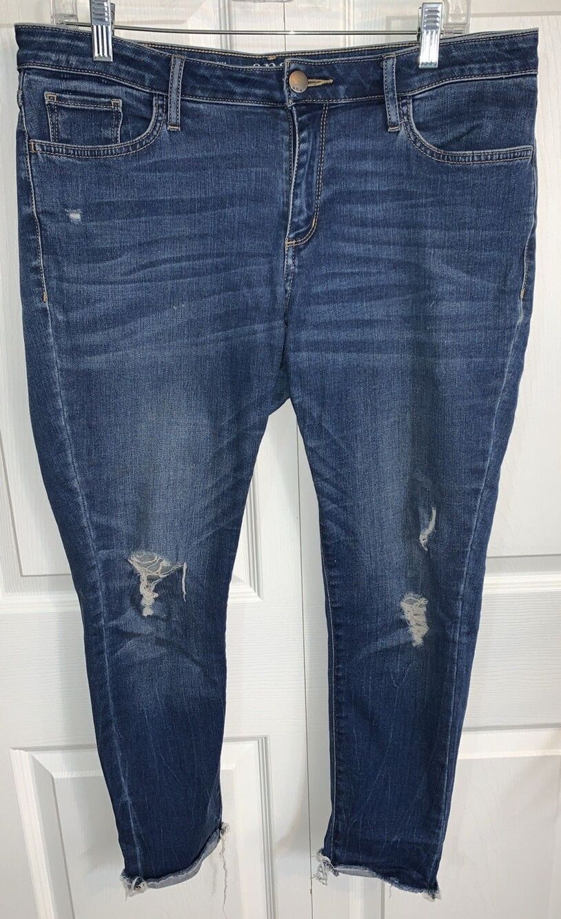 a.n.a Women's 12P Mid-Rise Skinny Jeans Jegging Denim Distressed Raw Hem